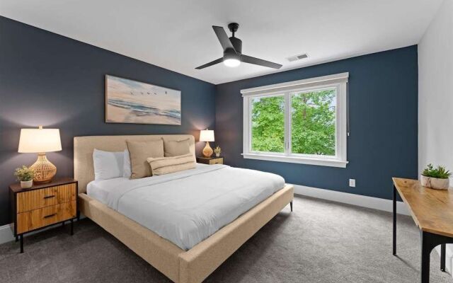 Grand Bay W/hot Tub, 440' Shoreline & Optional Boat Rental