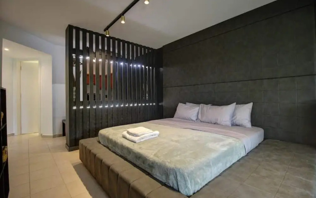 Villa Elias 3BR with Jacuzzi & Pool