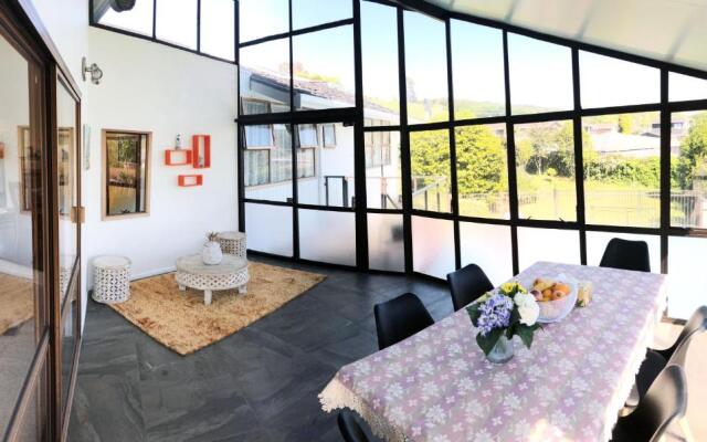Sunny Home