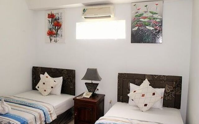 Coco Beach Hostel