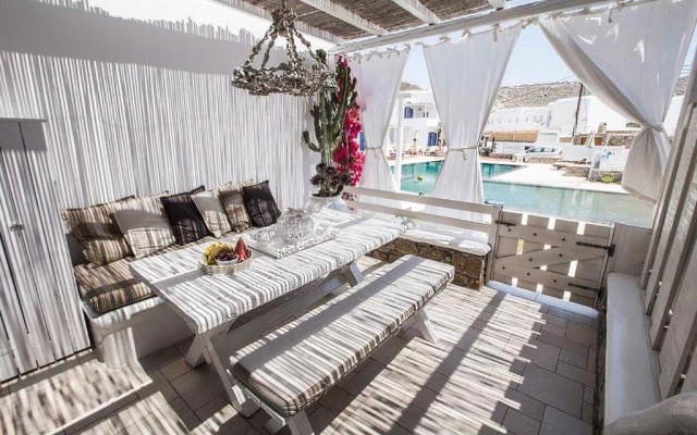 Ornos Beach House