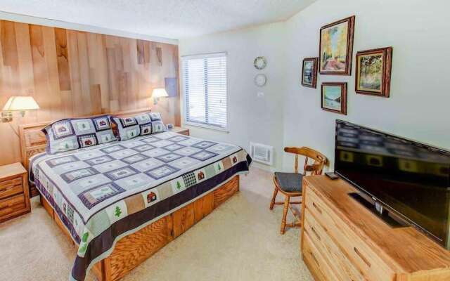 Sherwin Villas #63 - Private Deck & Near Lakes