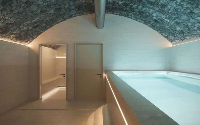 Hotel Fort St Laurent Lyon - Handwritten Collection