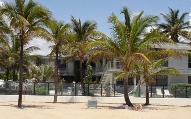 Captain's Quarters Resort