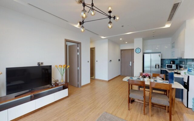 Luxury Apartment in Vinhomes Metropolis