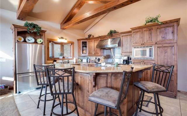 Eagles Nest Chalet