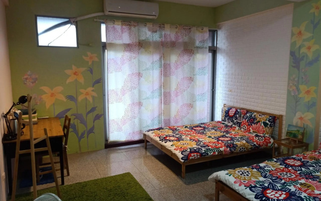 Fish hostel