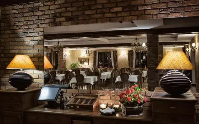 ForRest Hotel & Restaurant