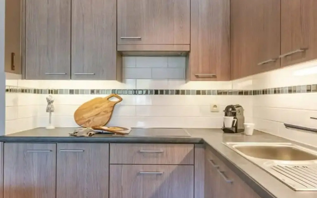 Bright Apartment With Parking Near the Beach