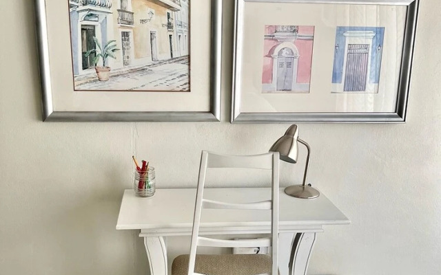 Clean Studio Condo With Free Parking Near T-mobile