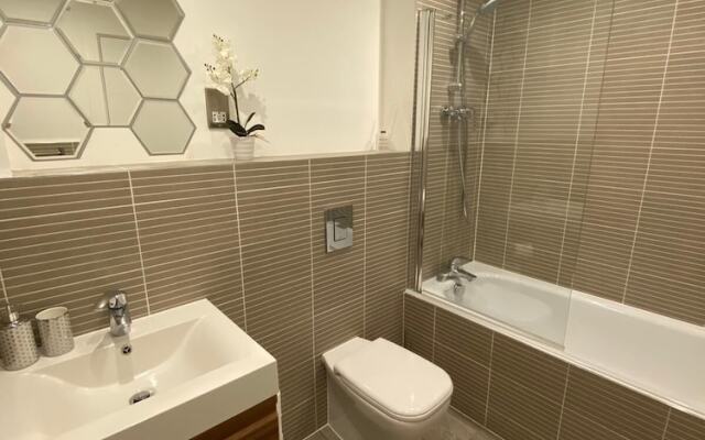 Queens House Suite