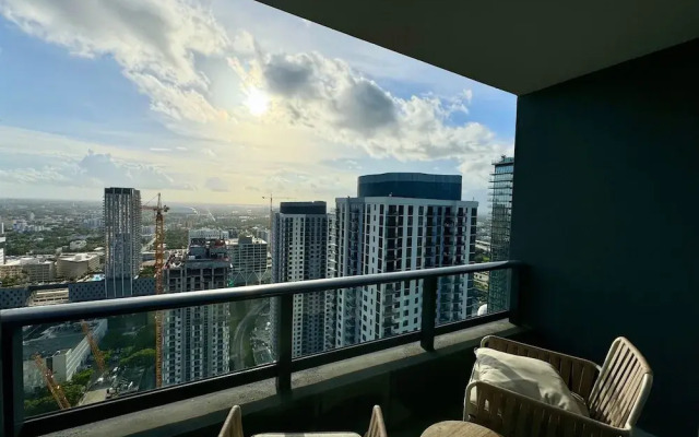 Downtown Miami Luxury 1 BD Studio-insane Amenities