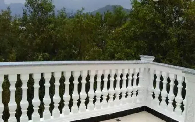 Qiaoxibian Hostel