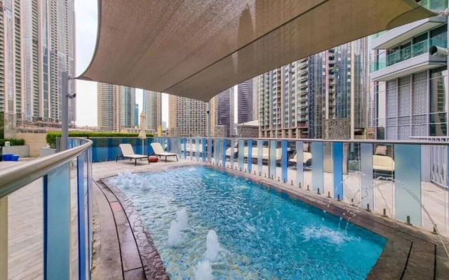 Whitesage - Modern and Unique Apartment with Fountain Views