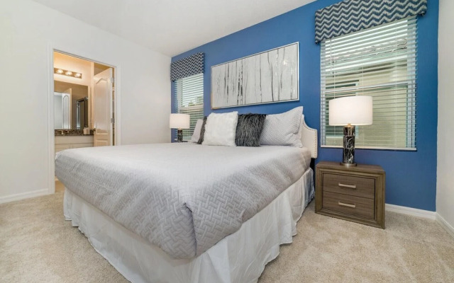 6100bod-solterra Resort