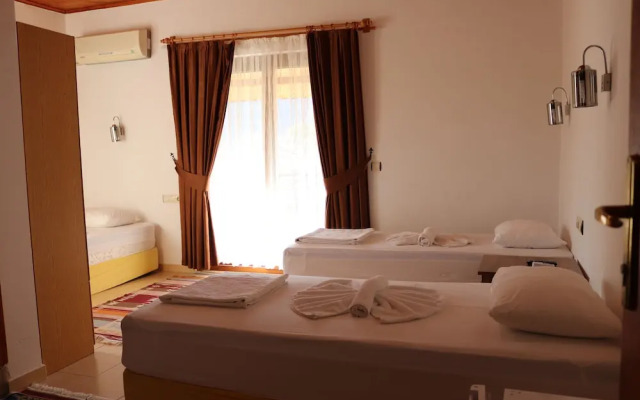 Plaj Hotel
