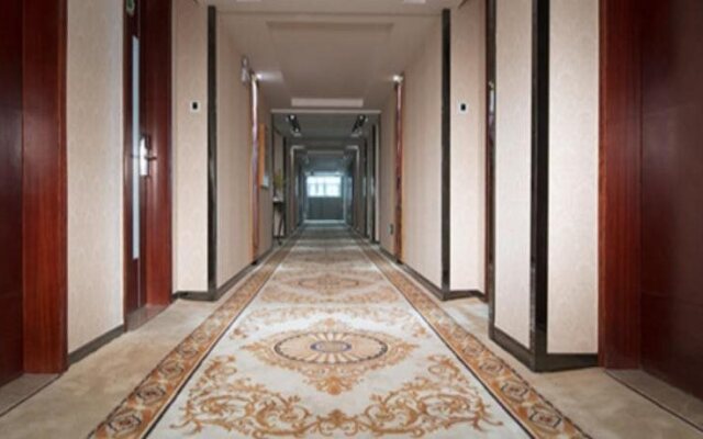 Vienna Dongguan Tangxia Guanlan Lake Golf Club