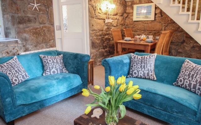 Gillyflower Cottage