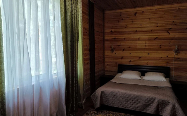 Отель «Золотые пески»