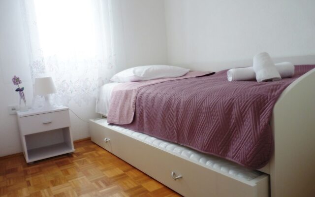 Apartment Željko A1