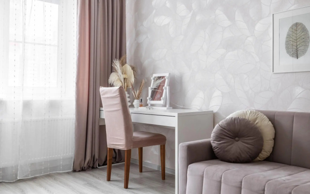 Pronina Aparts (Пронина Апартс) на дороге Кушелевская