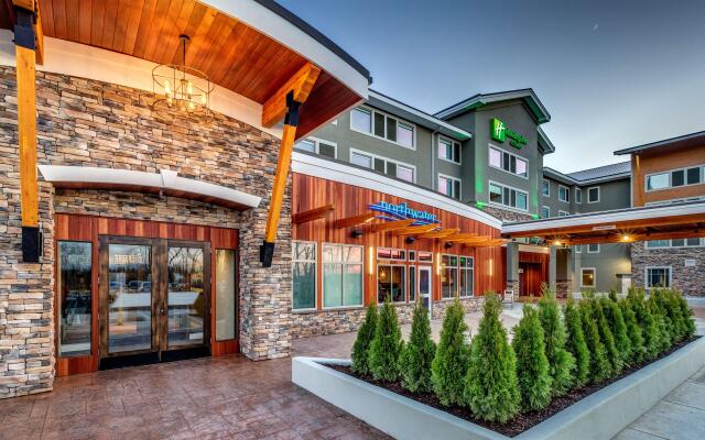 Holiday Inn & Suites Bellingham, an IHG Hotel