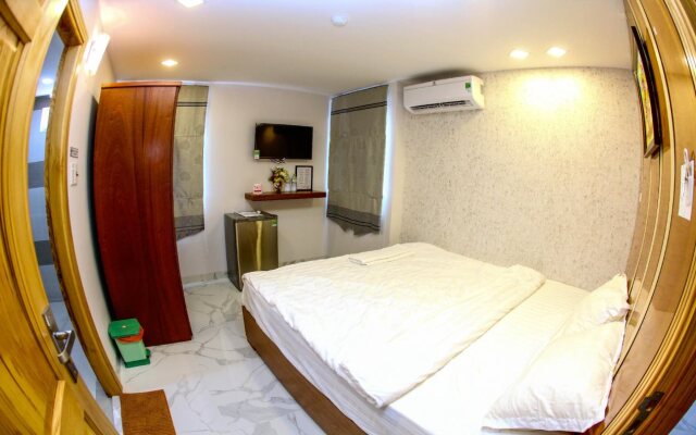 Vui Hotel and Apartment