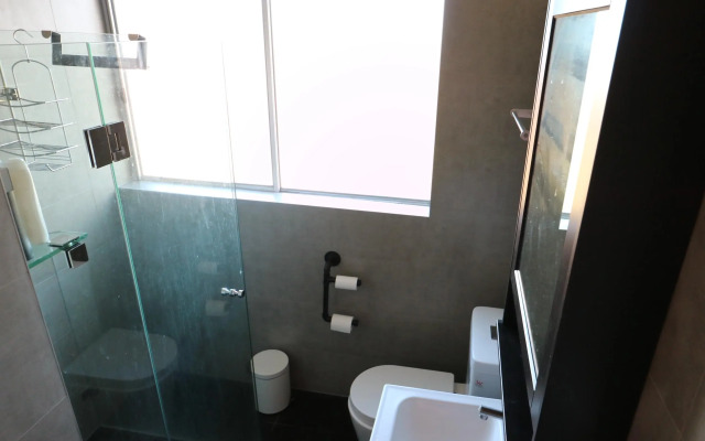 Sydney airport Forest Rd Casual Stay