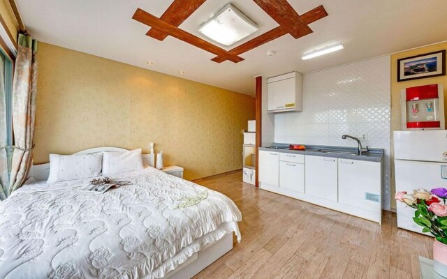 Yeongdeok Sea Village Pension