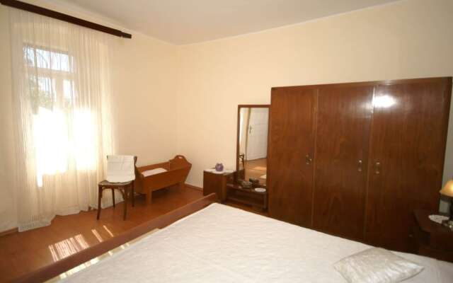 Holiday Home in Pula Near Beach