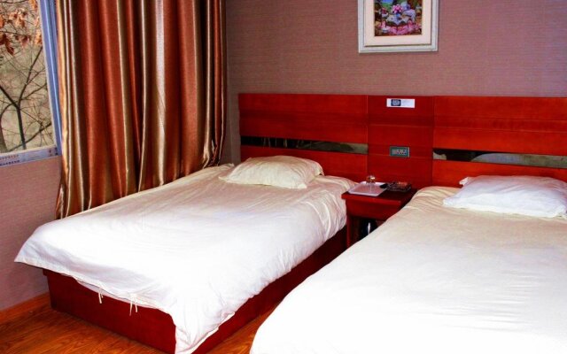 Wudangshan Tanluzhe Youth Hostel