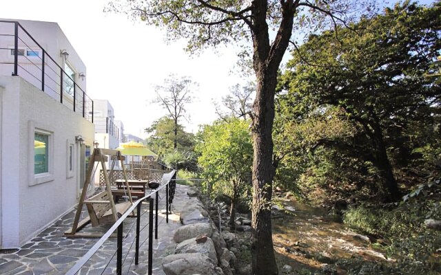 Yangpyeongyibur House Pension
