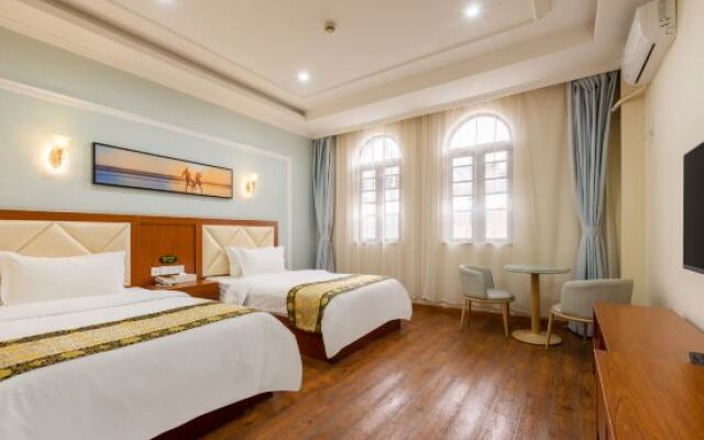 Home Inn Huayi Hotel