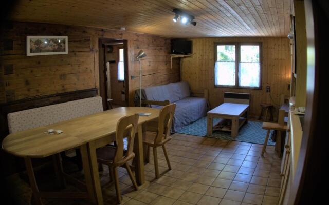 CHALET VENDEE-NEIGE Appartement CHARMIEUX 6 places 3 chambres