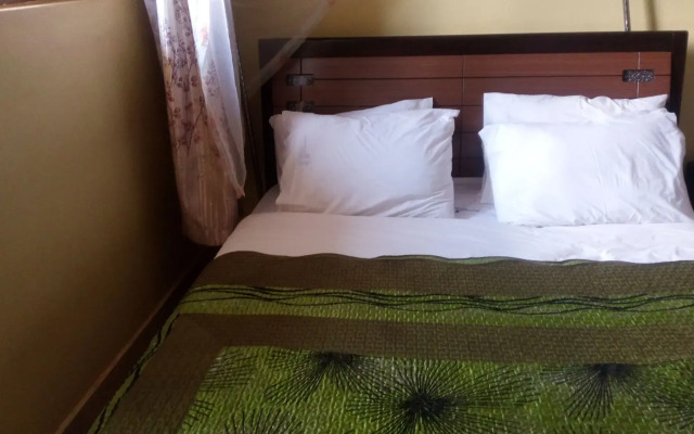 Africa Treasures Home - Hostel
