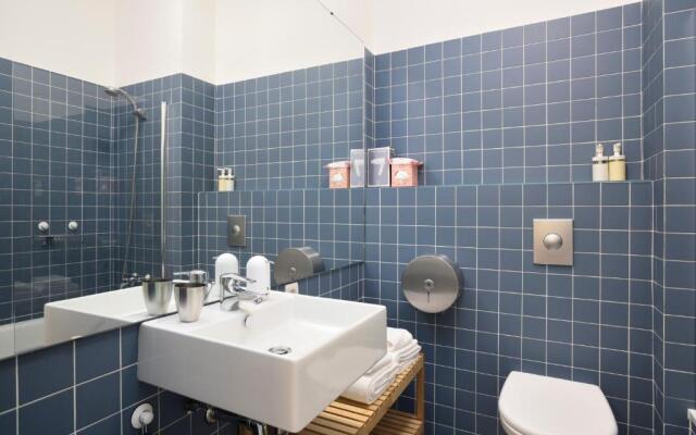 E36, ideal for families, large areas