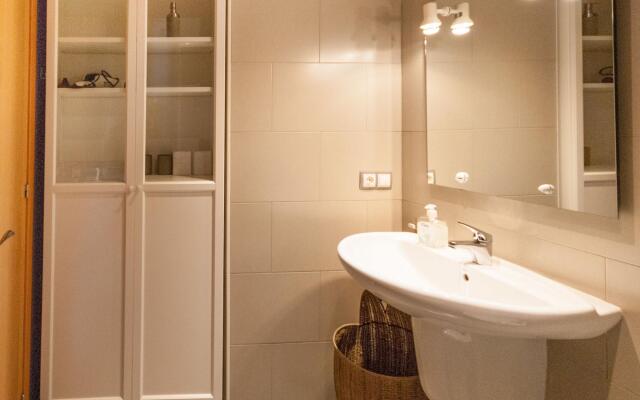 Spacious Apartment in Bon Relax with Swimming Pool
