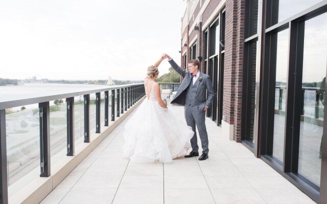 The Merrill Hotel, Muscatine, a Tribute Portfolio Hotel