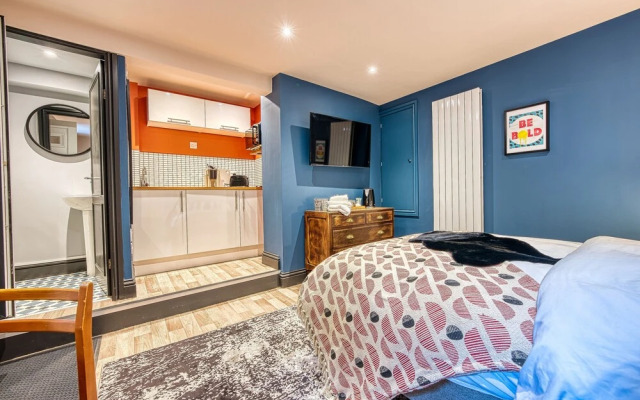 New Unique Keighley Room
