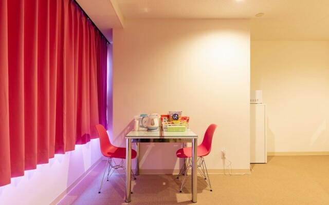 Nikko Inn Minamisenba - Hostel