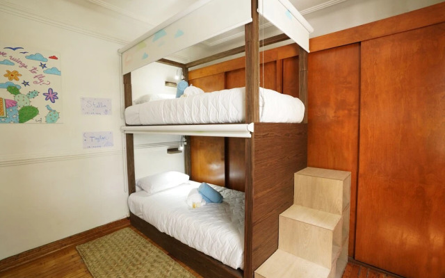 Hostal Fungi Casa Rosa