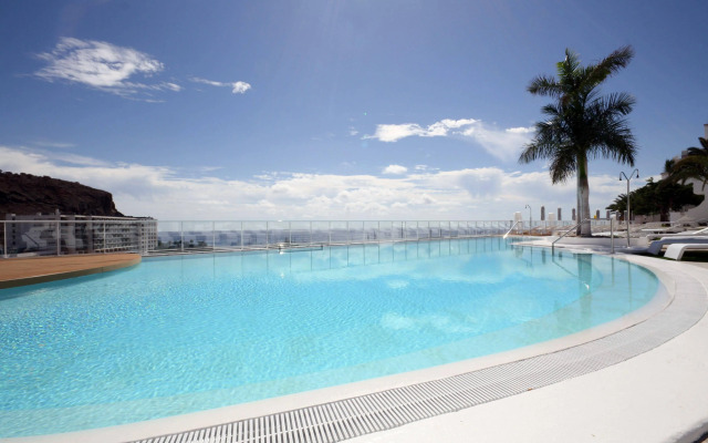 Marina Bayview - Adults Only