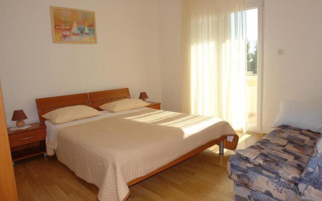 Apartments with a parking space Mandre, Pag - 18748