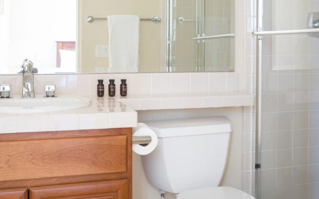 Monroe by AvantStay | Walk to Coachella! Golf Course Getaway | Sleeps 12!