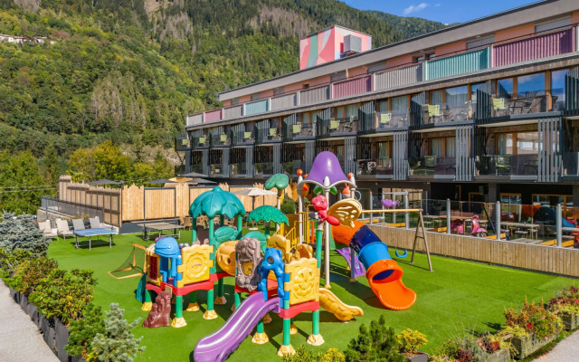 Hotel Sporting Ravelli