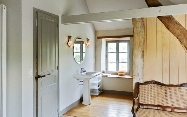 Villa With 3 Bedrooms in Castilly, With Furnished Garden