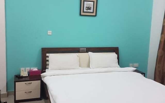 Amreen Hotel Apartment Seeb