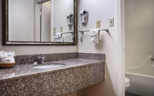 Best Western Palestine Inn