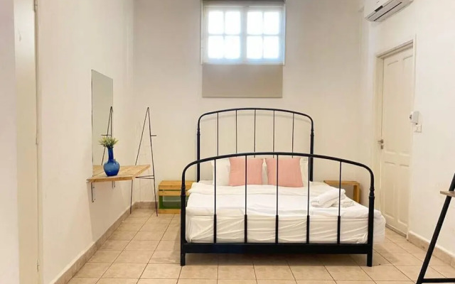 Boho Studios & Apts in Mar Mikhael