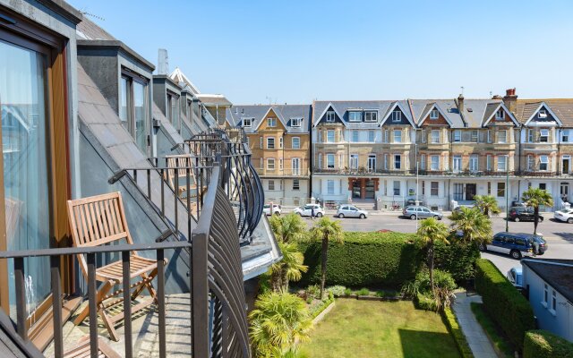 Best Western Plus The Connaught Hotel & Spa